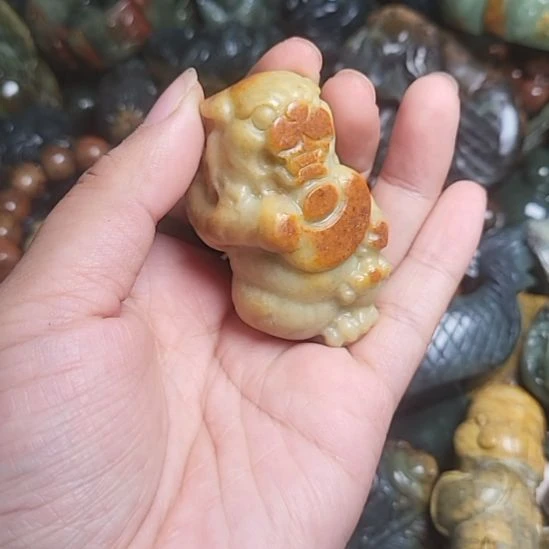 岫岩河磨玉（透闪石质玉）未镶嵌挂件