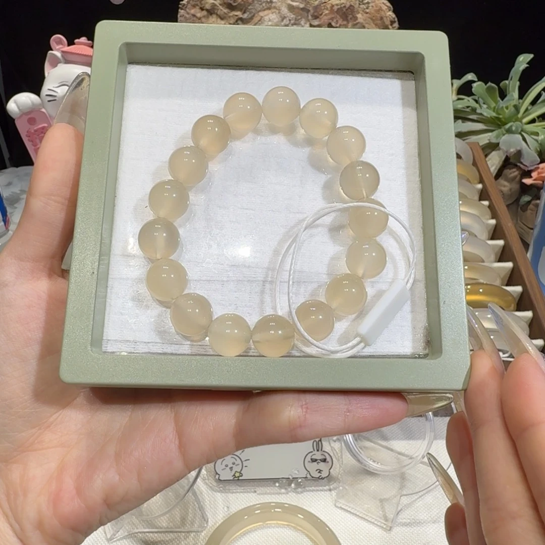 睡***呐玛瑙/玉髓未镶嵌手镯