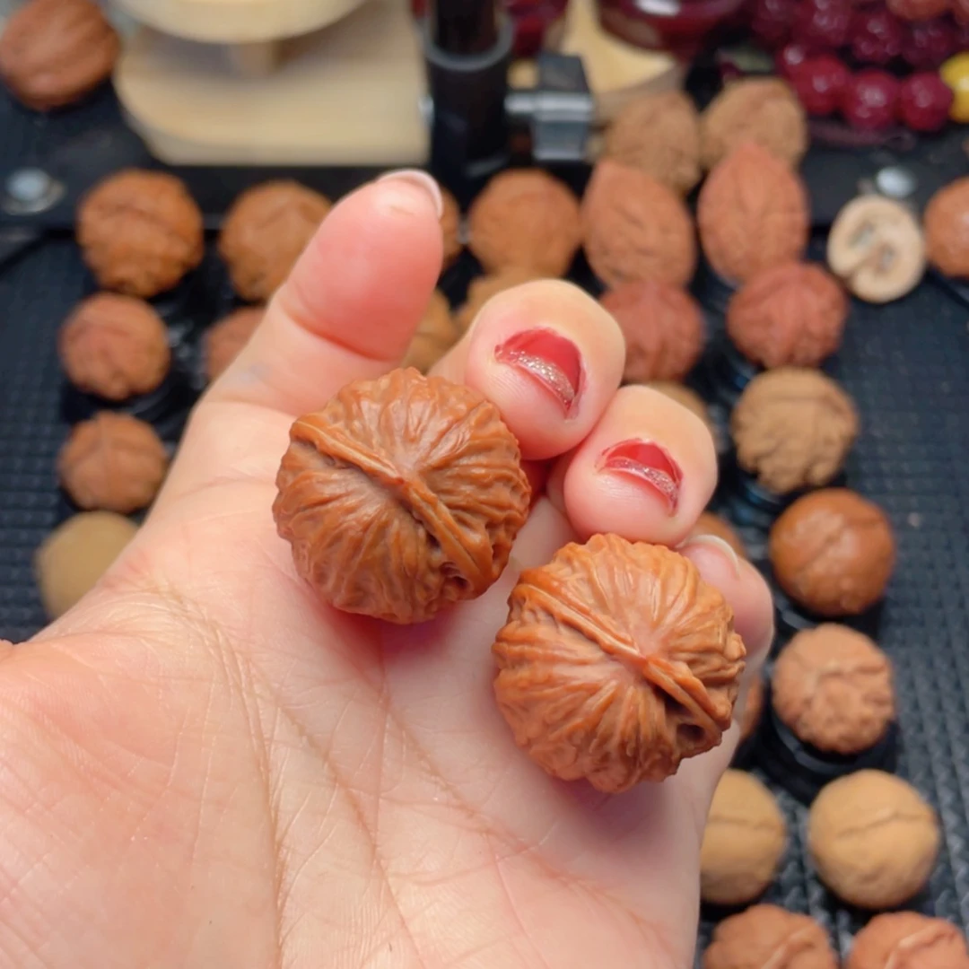 【闪购商品】把件文玩核桃苹果园
