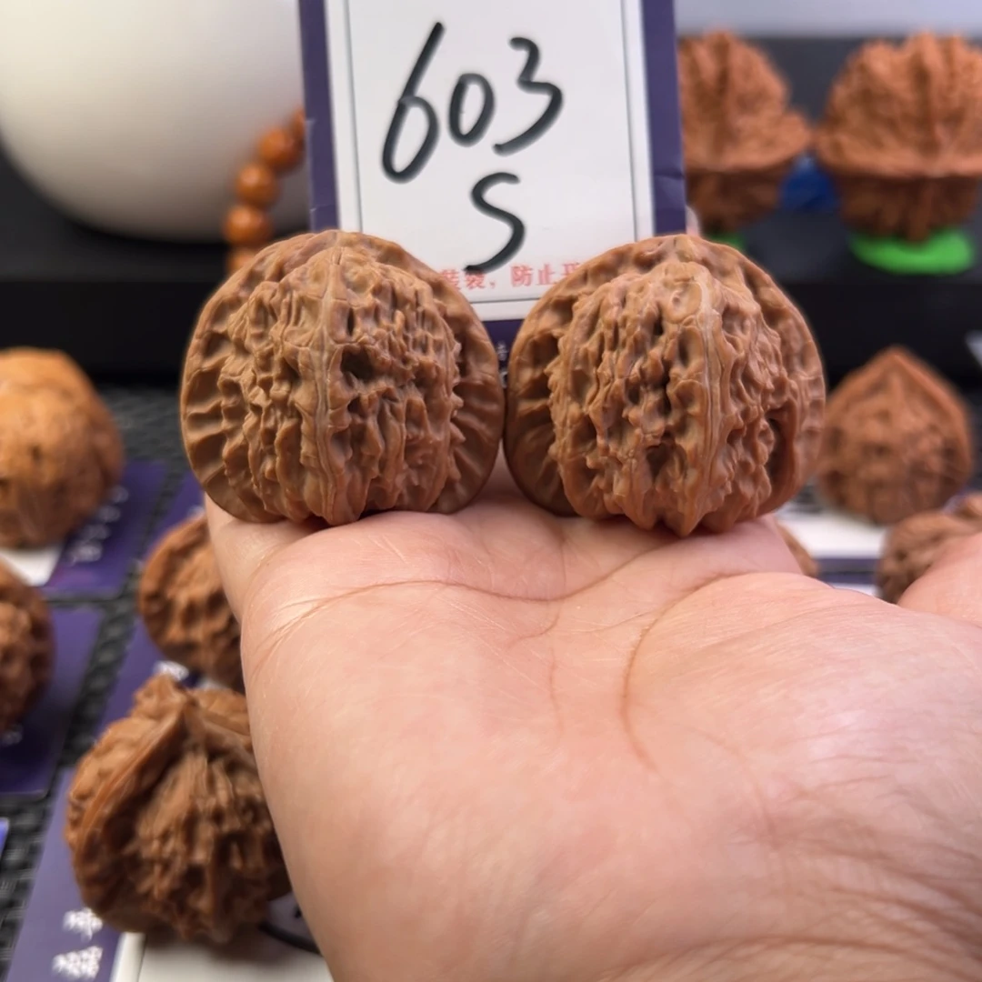 把件桃核603号三角白42