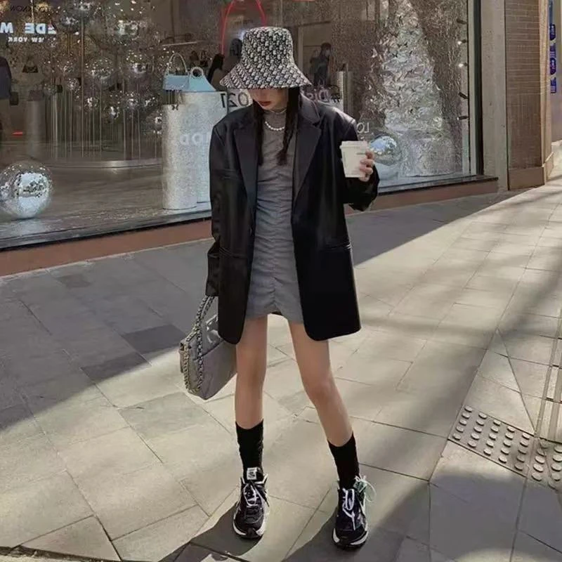 1820春季新款黑色复古皮衣西装外套女