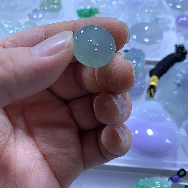 翡翠未镶嵌颈饰天然翡翠A货吊坠