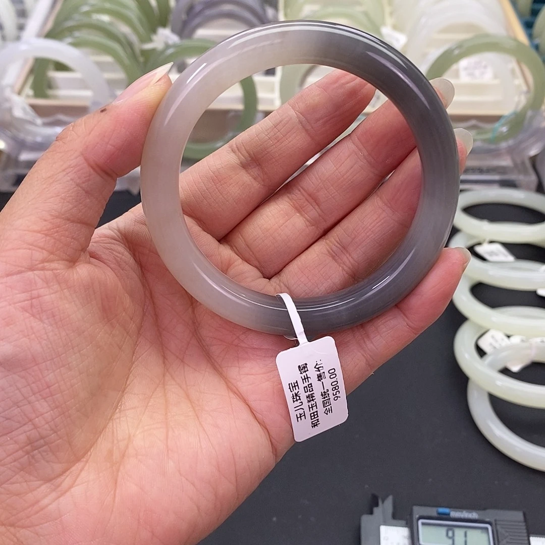 和田玉未镶嵌珠宝奇石和田玉手镯56微瑕