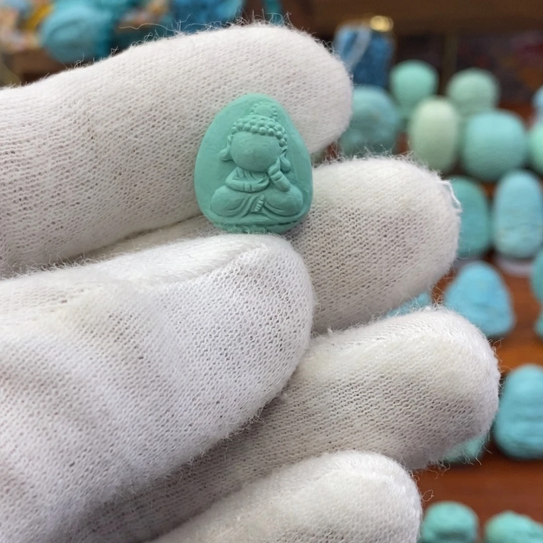 绿松石未镶嵌珠宝奇石