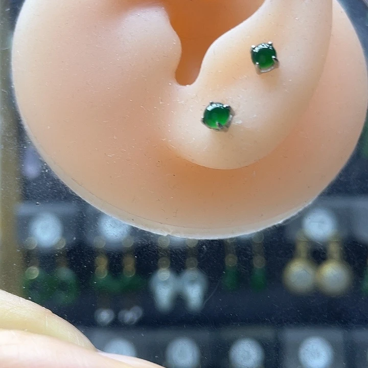 银S925镶嵌翡翠耳饰