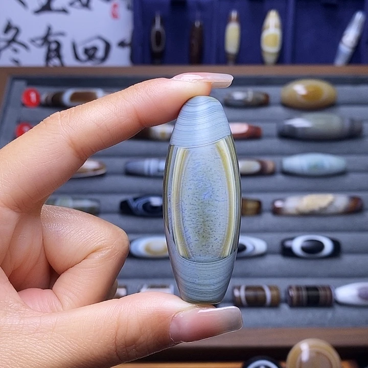 绿***林玛瑙/玉髓未镶嵌颈饰