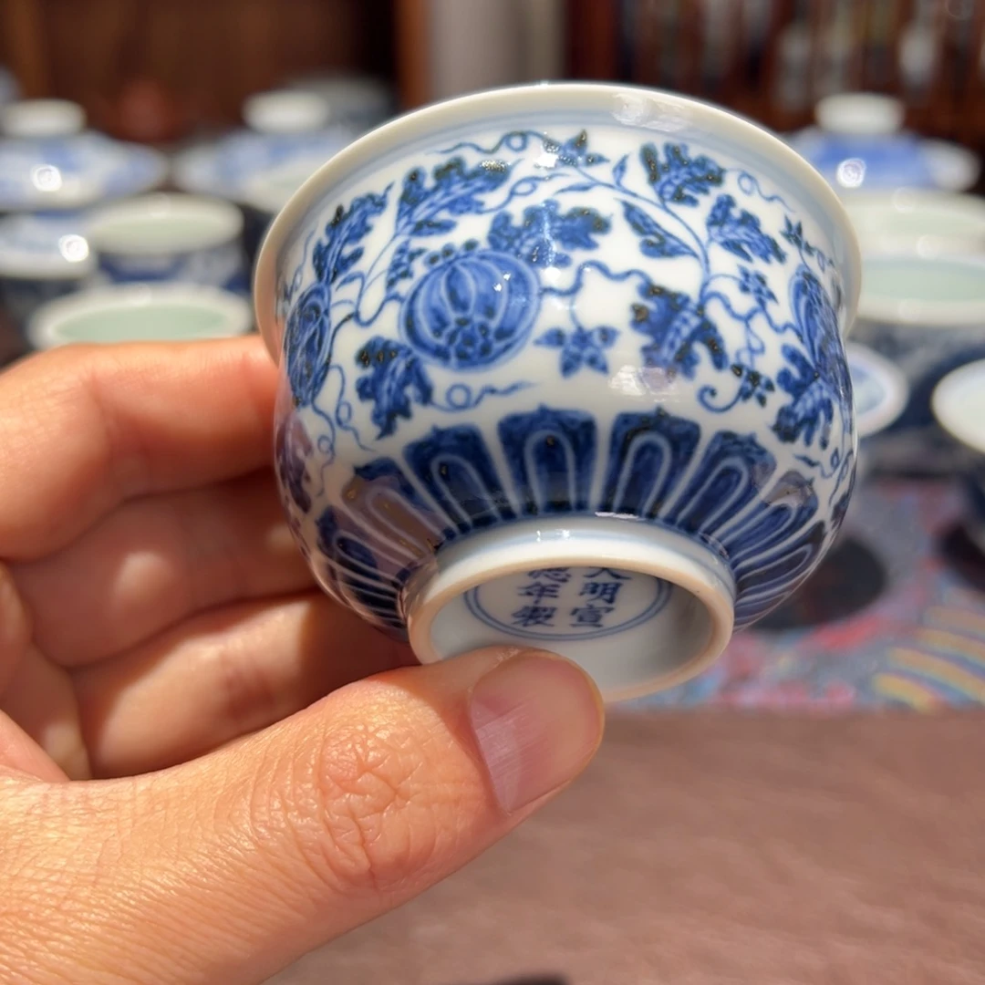 杯青花西瓜纹炉式杯口径约7厘米