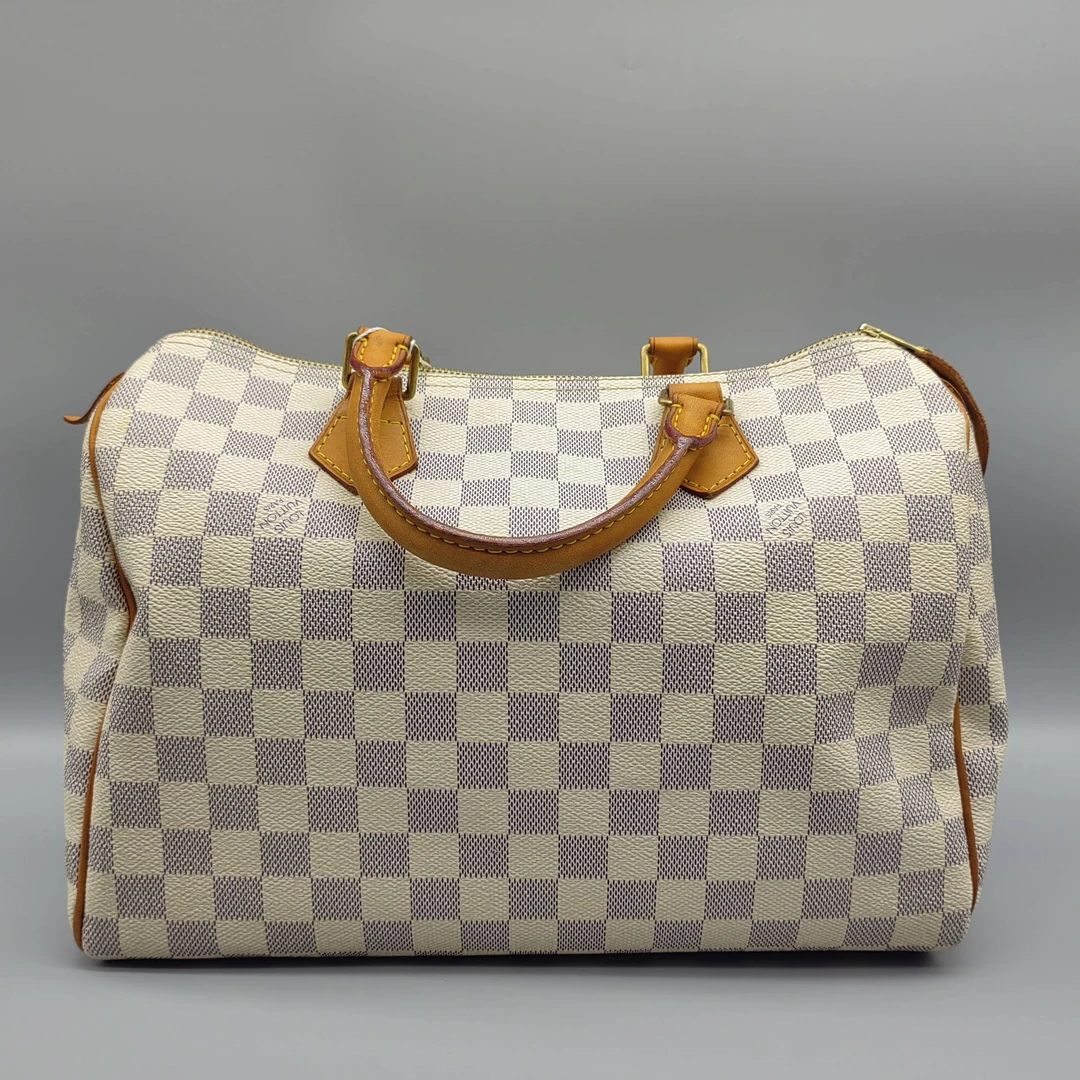 95新 LouisVuitton/路易威登  白色棋盘格枕头包 1621 8841