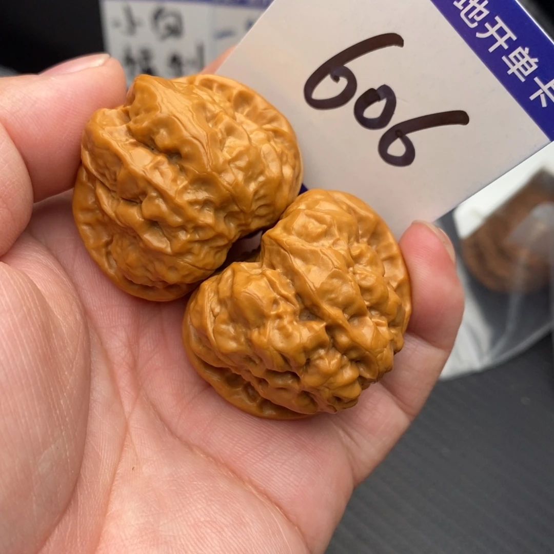 把件桃核蛤蟆40momo