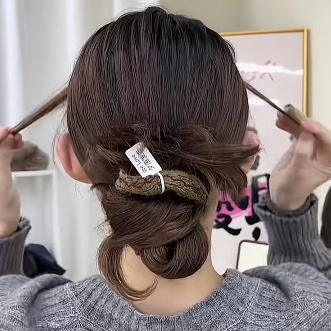 L156夕洛绿色发圈气质时尚百搭简约头绳发绳发圈轻奢小香风黑色