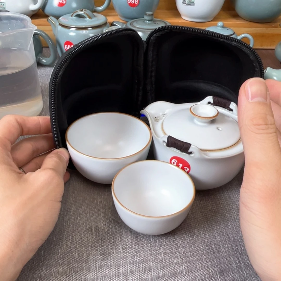 瓷片小微瑕。。。。。。。。。。。。。