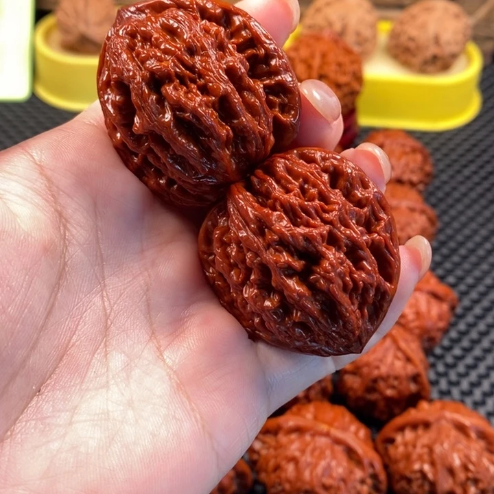 吊坠文玩核桃麦穗虎