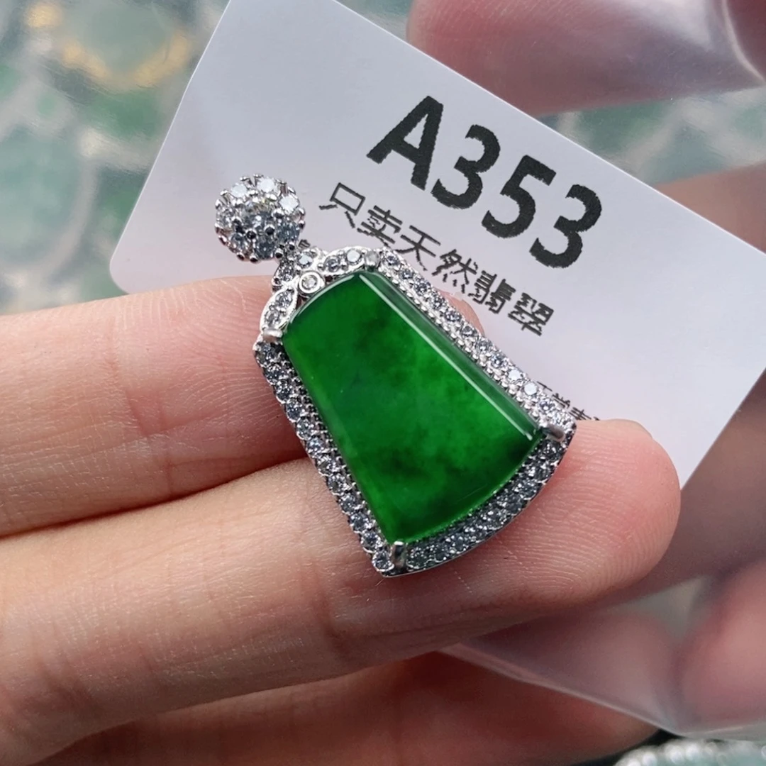 【闪购商品】颈饰未镶嵌翡翠