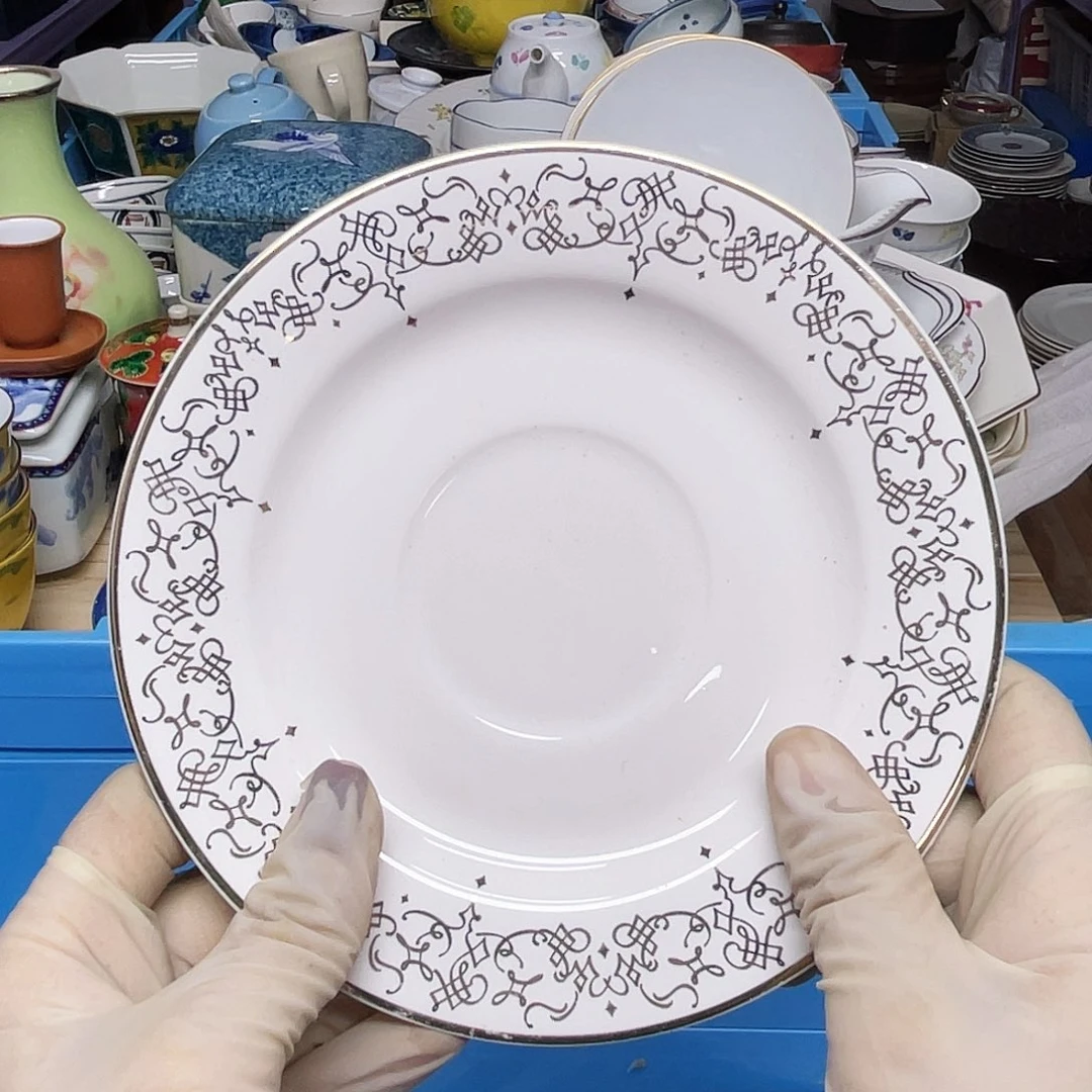 解***鞋鹿屋家的美丽瓷器呀