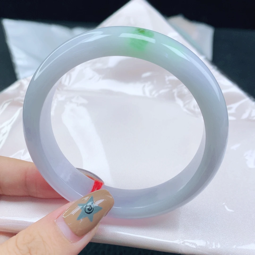 翡翠未镶嵌手镯缅甸57.6粉嫩底飘阳绿正圈