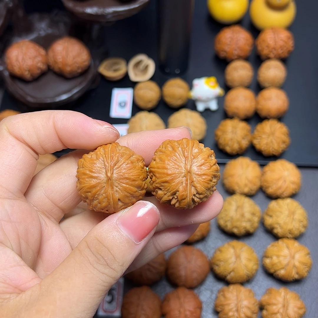 白***头把件文玩核桃磨盘28