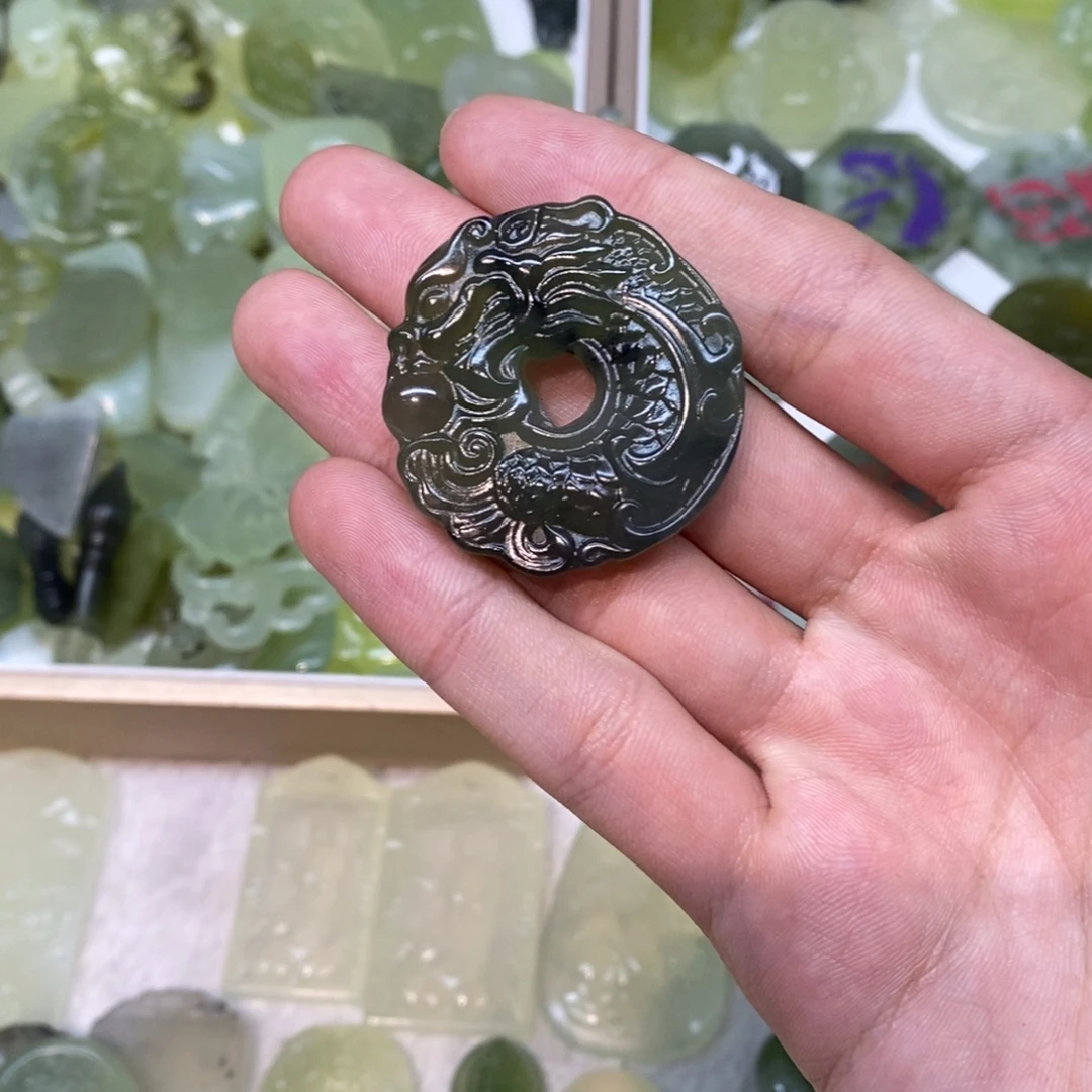岫玉未镶嵌吊坠(不含链)