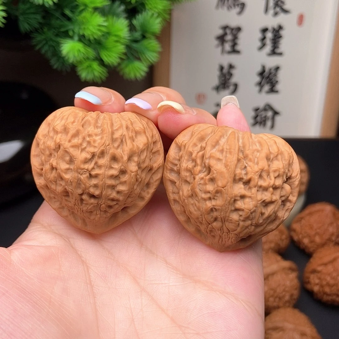 文玩核桃吊坠子*40金牛