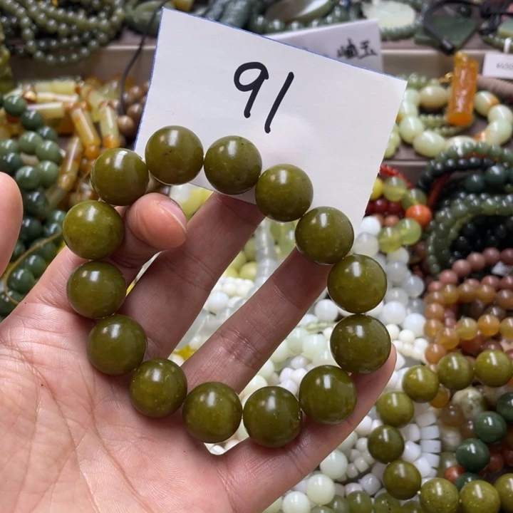 未镶嵌蛇纹石玉手链