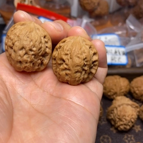 文玩核桃把件?****?野狼32