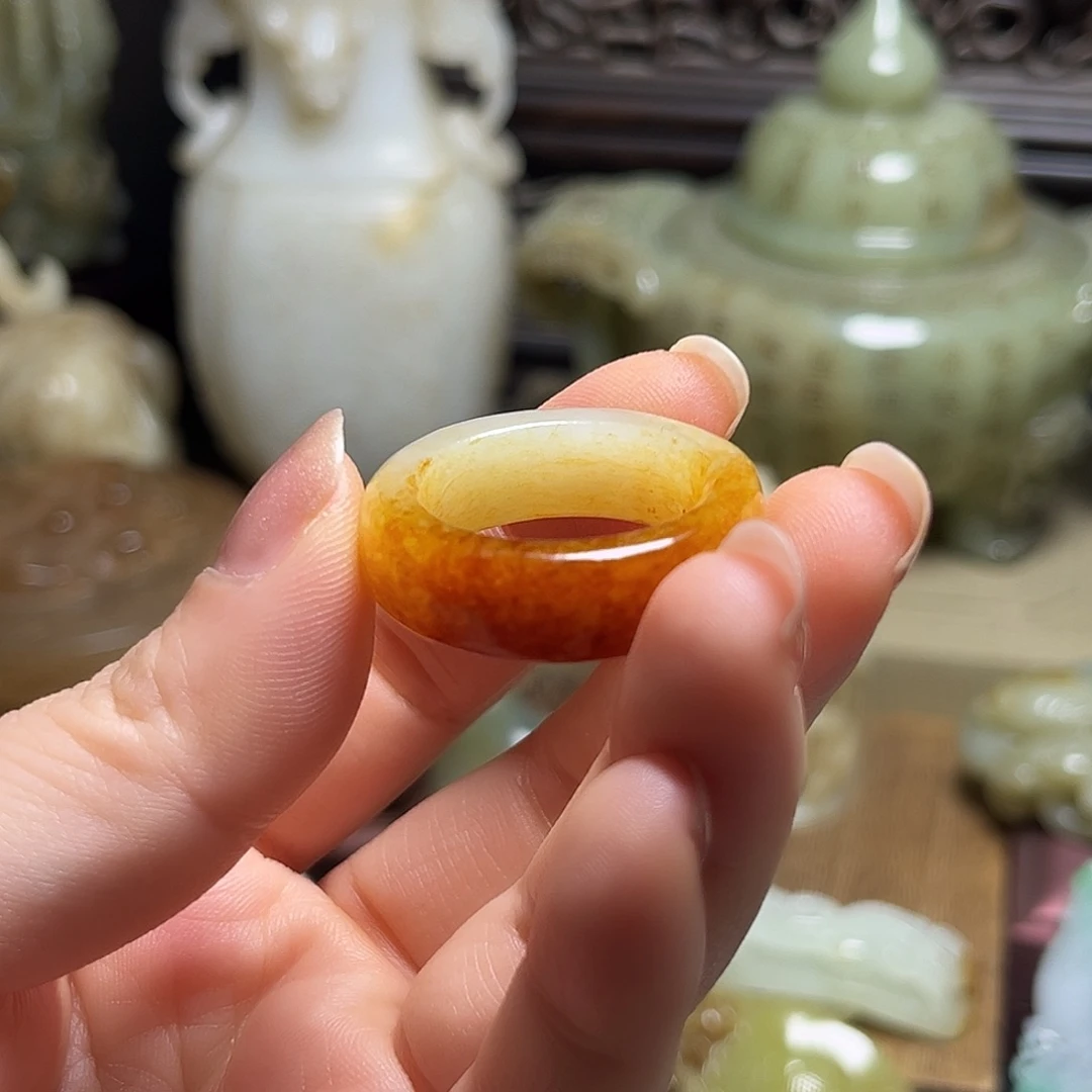 和田玉（糖玉）未镶嵌挂件