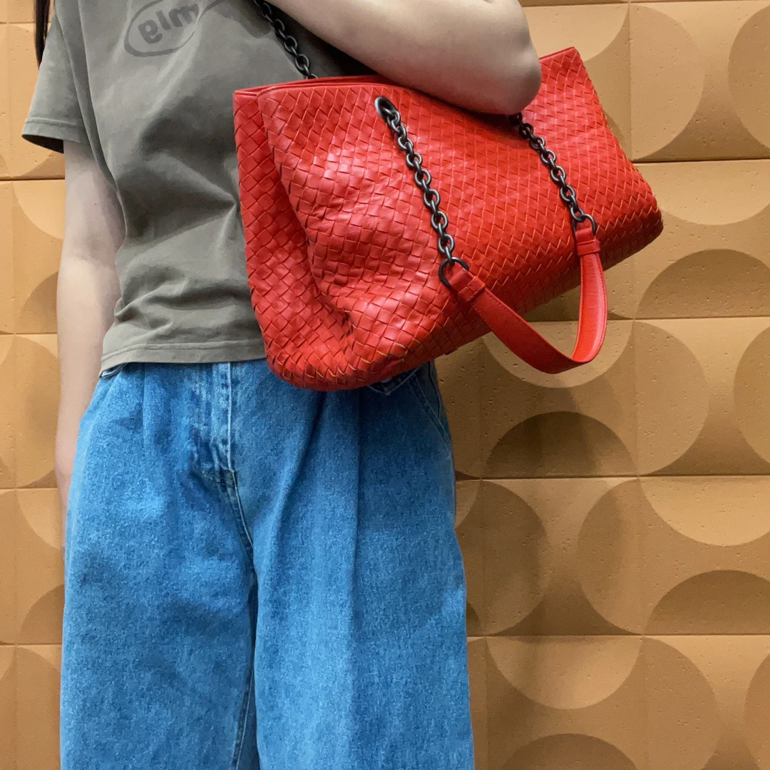 95新 BOTTEGA VENETA/葆蝶家 【胖】 44 0928 红色托特单肩包