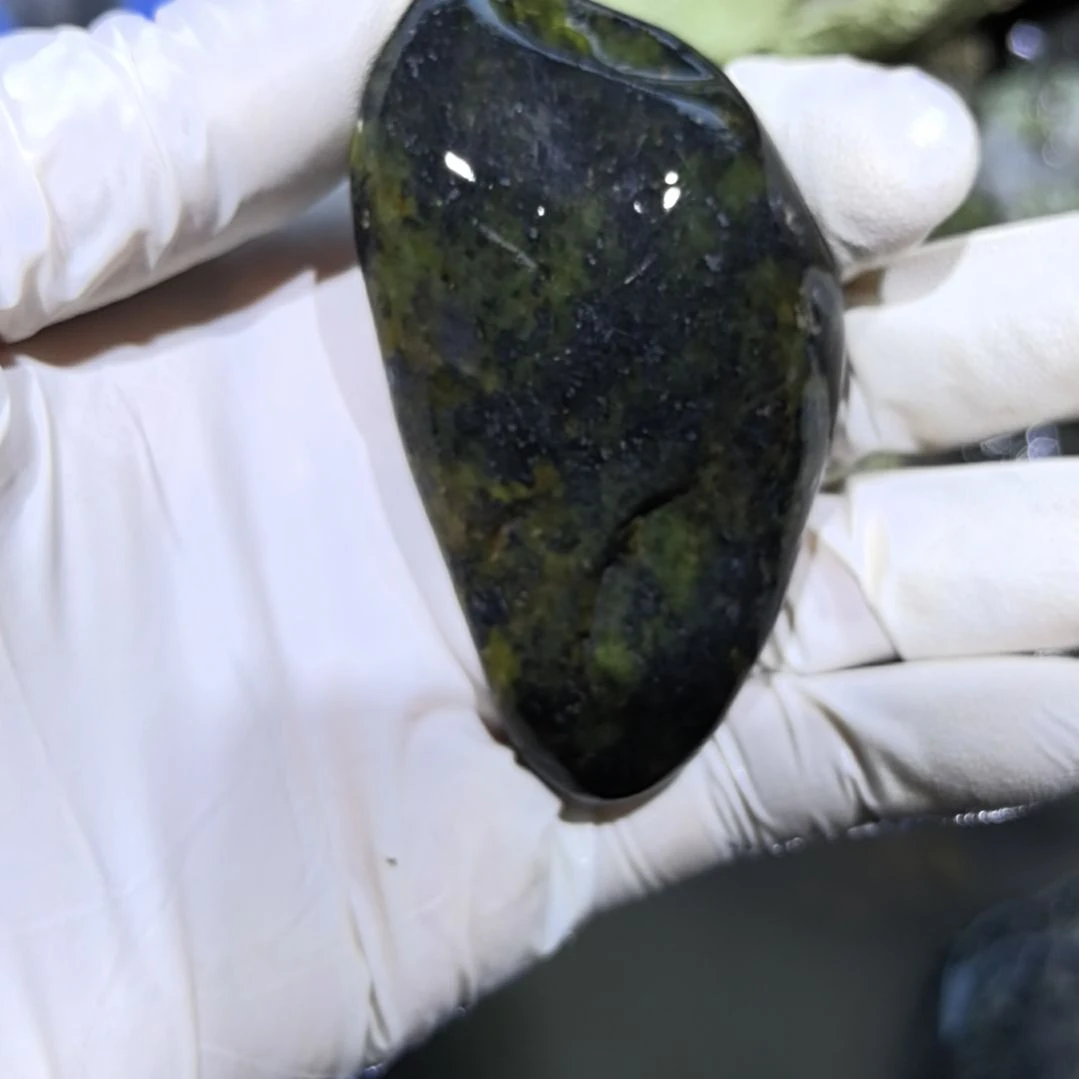 福***家藏玉药王石原石一个