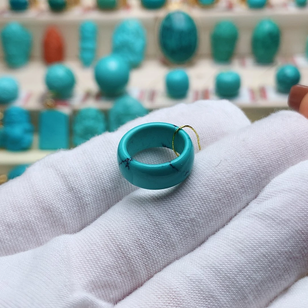 绿松石配饰未镶嵌