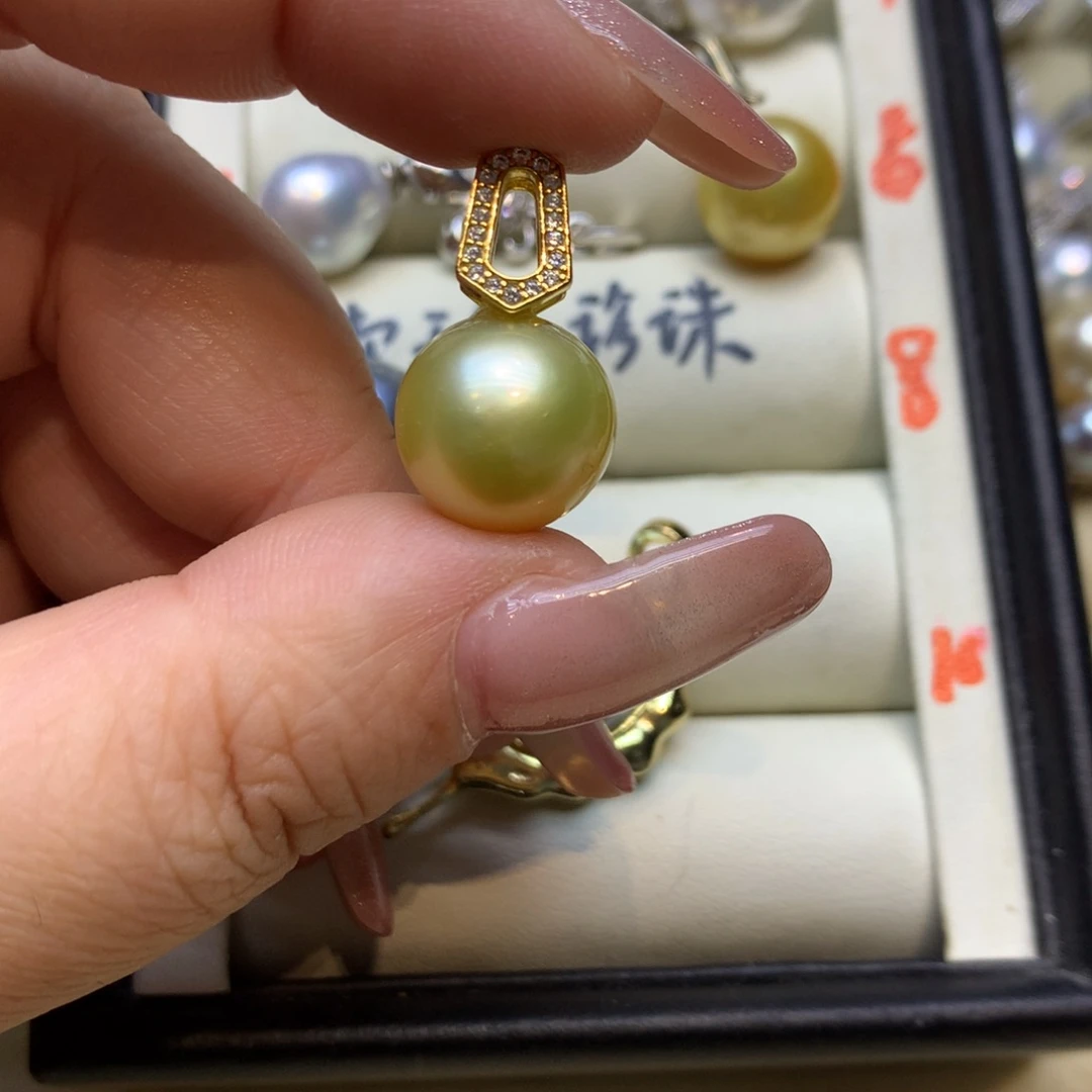 颈饰银S925镶嵌海水珍珠