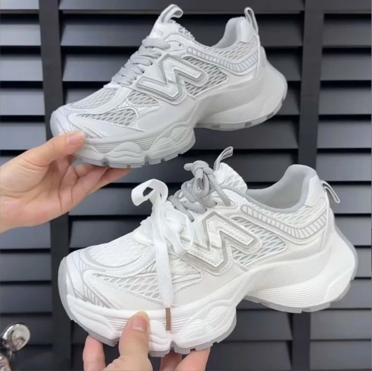 超轻老爹鞋女2025早春新款松糕百搭厚底增高女鞋软底休闲运动鞋女