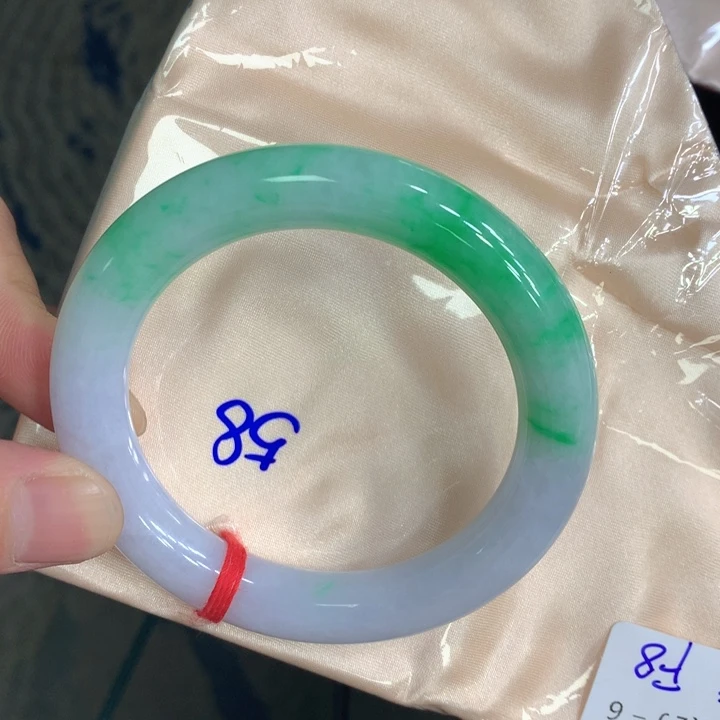 未镶嵌手镯（圆镯）翡翠翡翠
