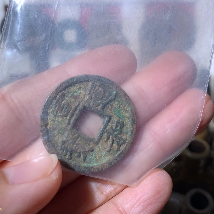 孙***章现代工艺品 现代工艺品