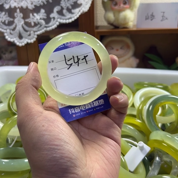 蛇纹石玉未镶嵌手镯593