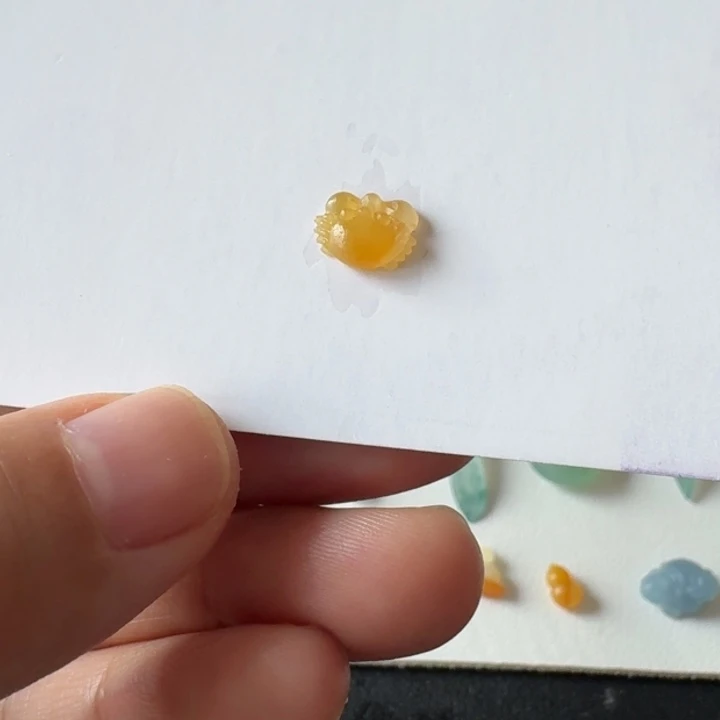 定制翡翠未镶嵌螃蟹