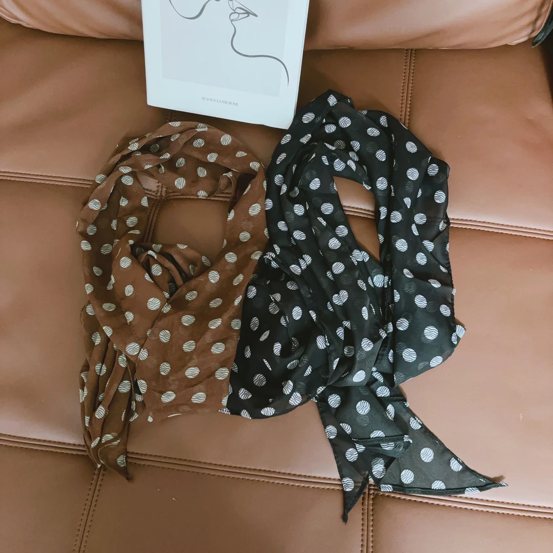 豆豆6 薄款波点法式丝巾ins休闲风-DQ10086