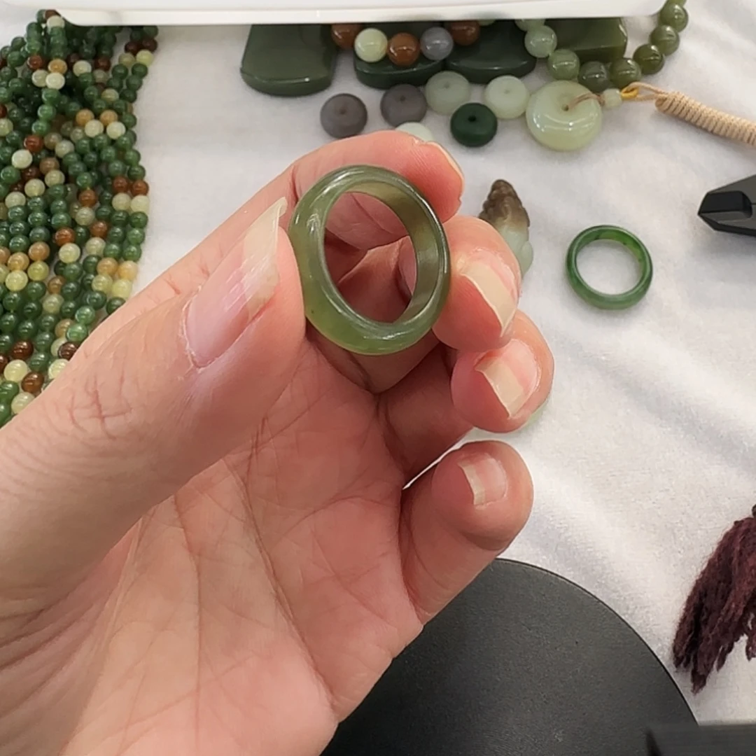 和田玉（碧玉）未镶嵌戒圈