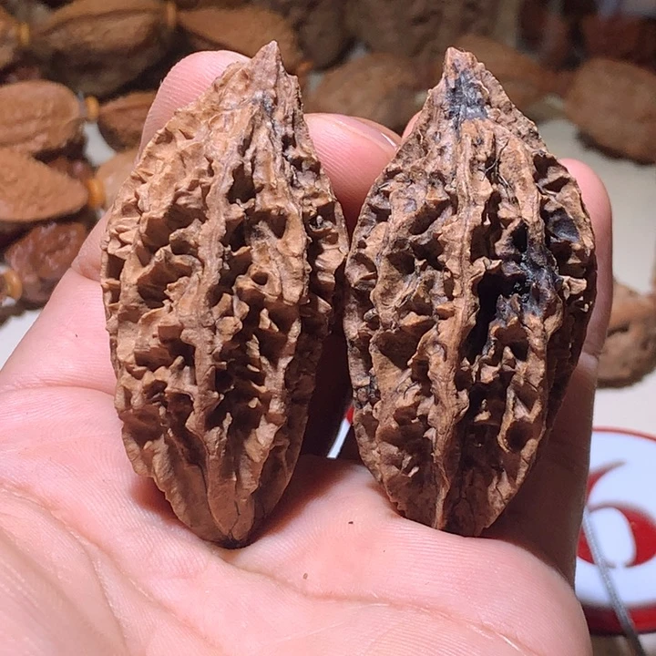 文玩核桃吊坠小涵17