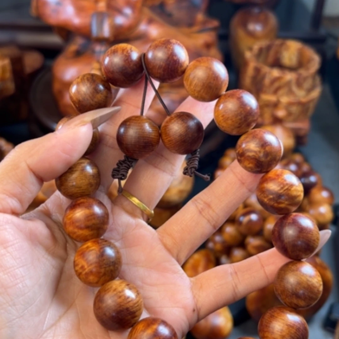 【闪购商品】松木（琥珀木）把件福利