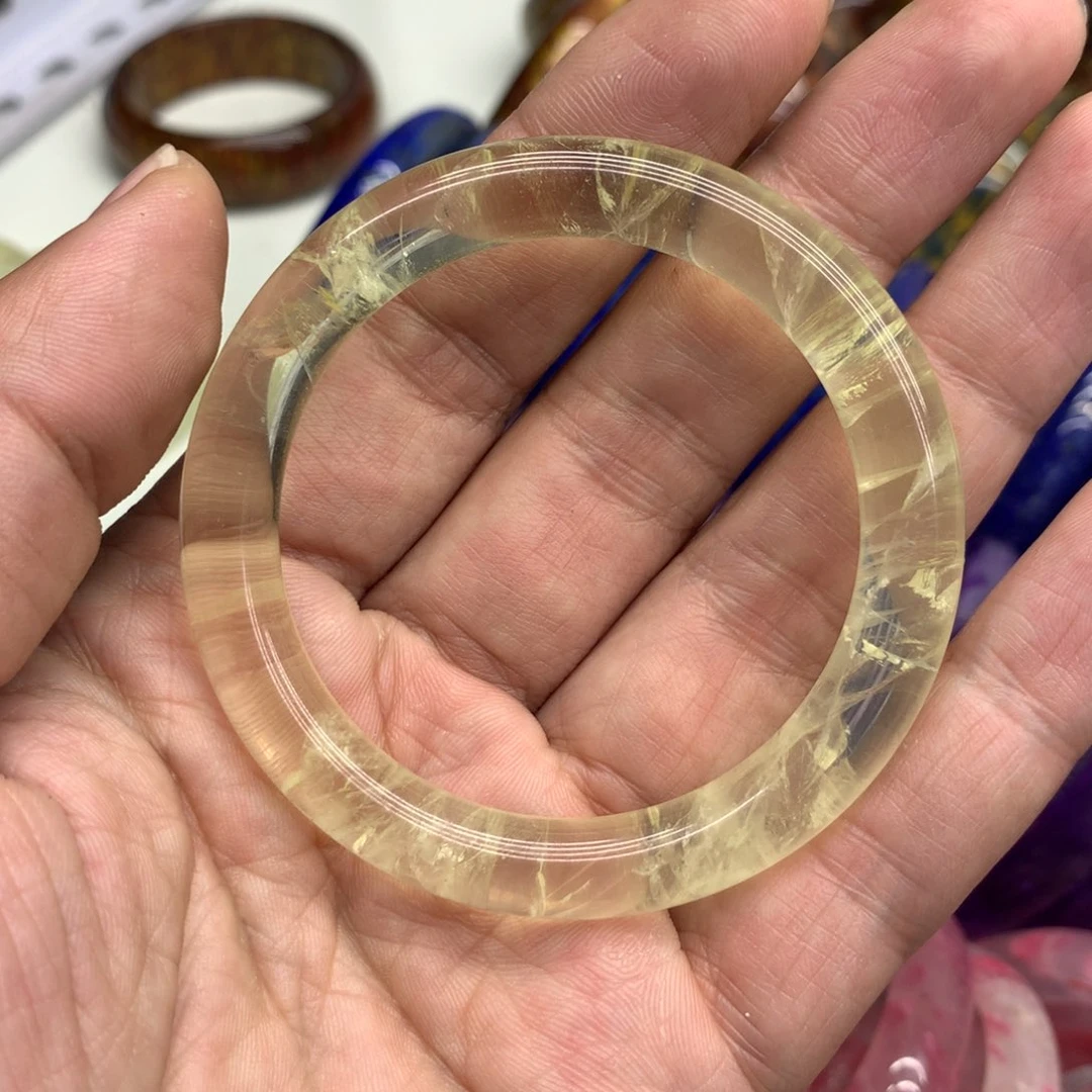 水晶手镯未镶嵌六*手镯