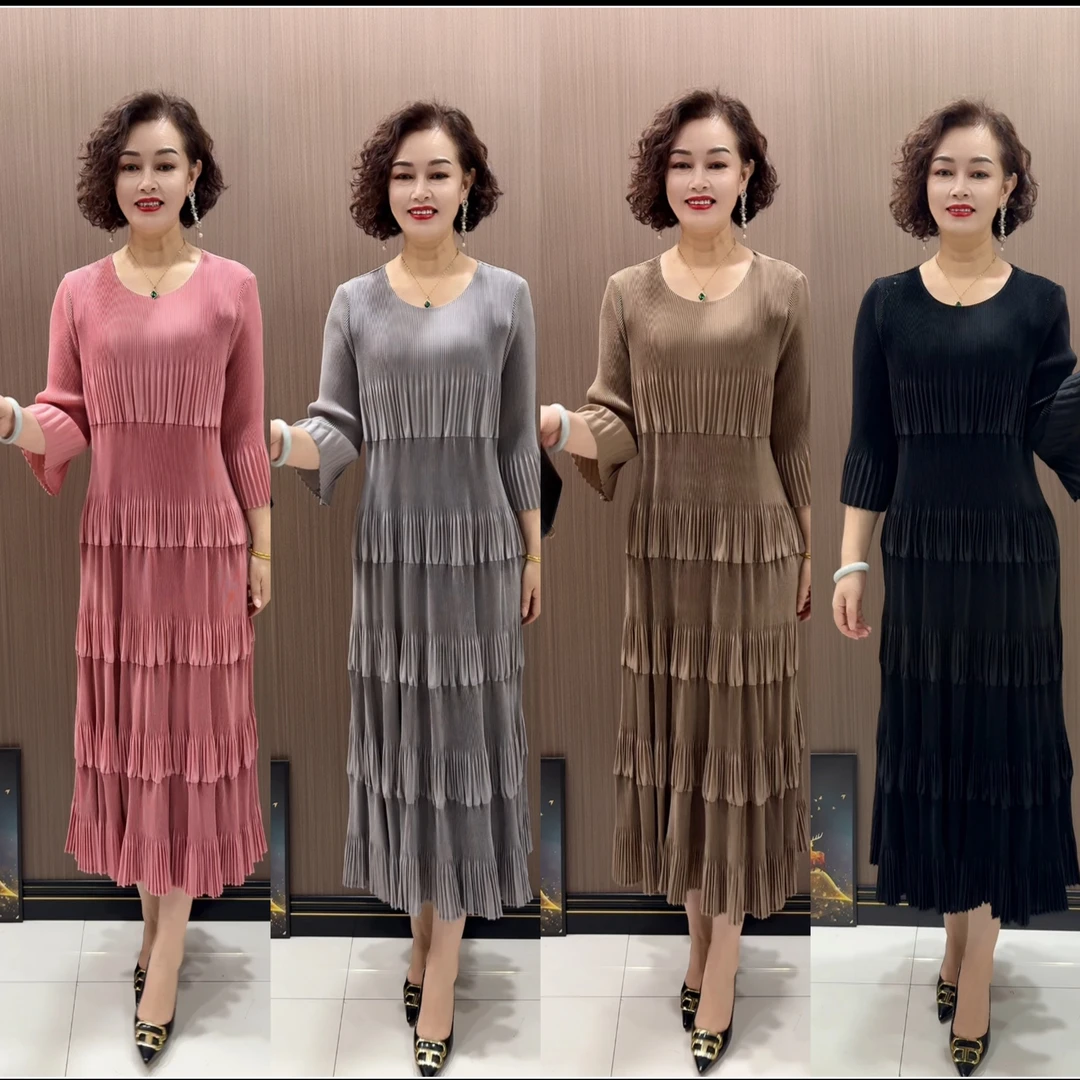 M时尚潮流百搭宽松洋气中长款气质褶皱连衣裙