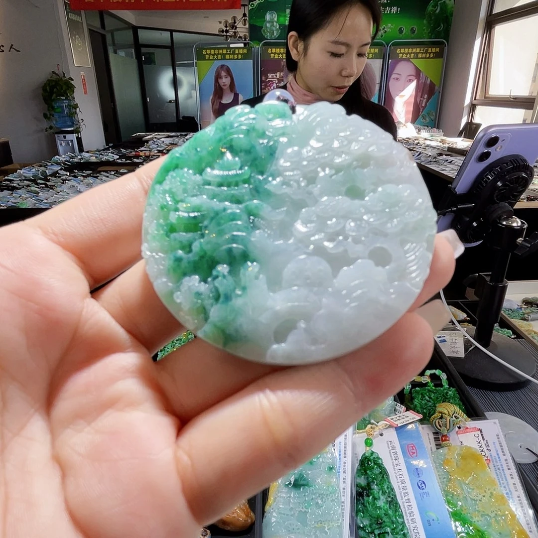 颈饰未镶嵌翡翠一