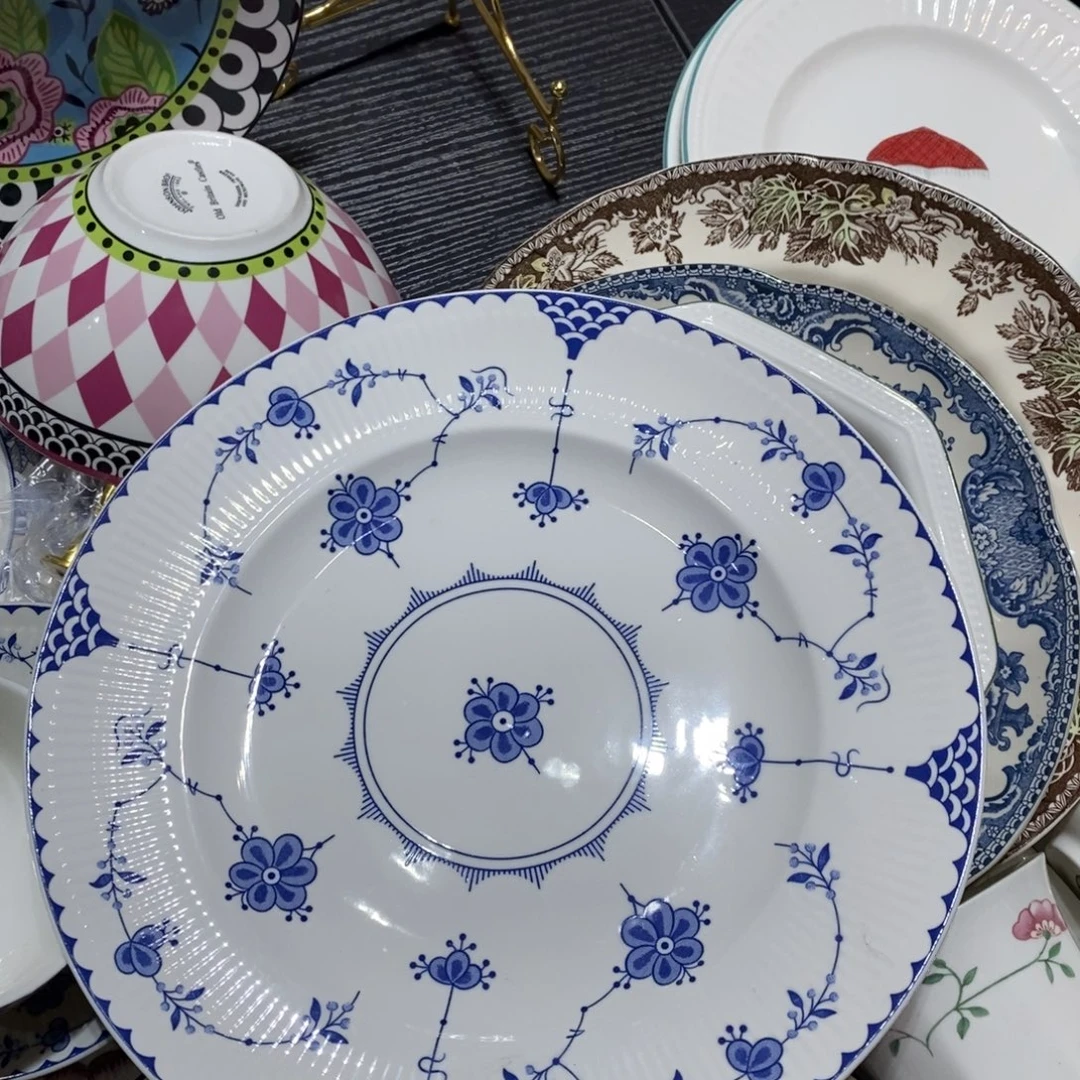 大***乐瓷微瑕唐草十寸平盘