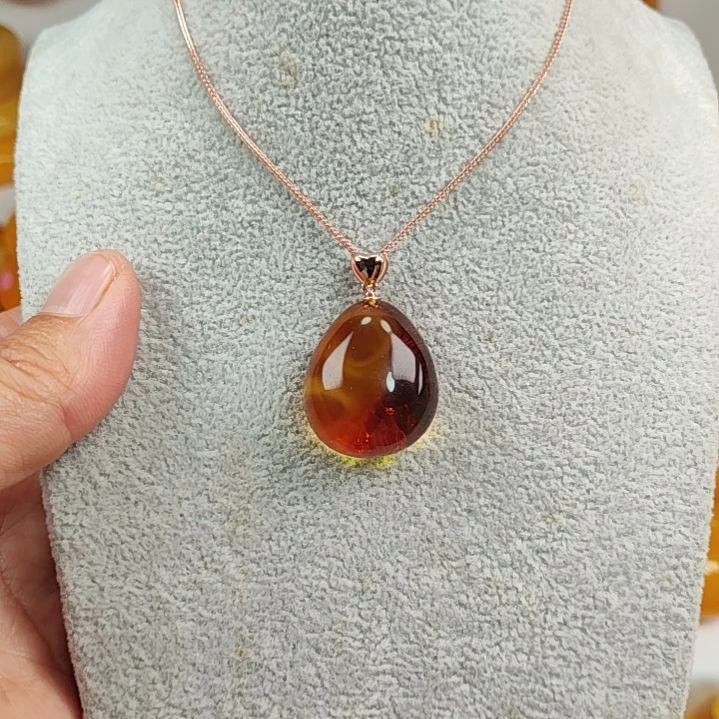 蜜蜡吊坠(赠链)未镶嵌