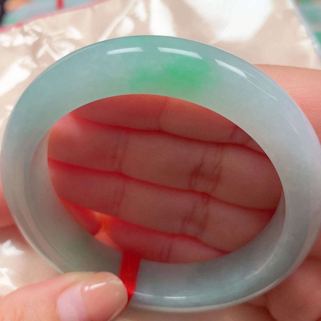 翡翠未镶嵌手镯26冰胶阳绿