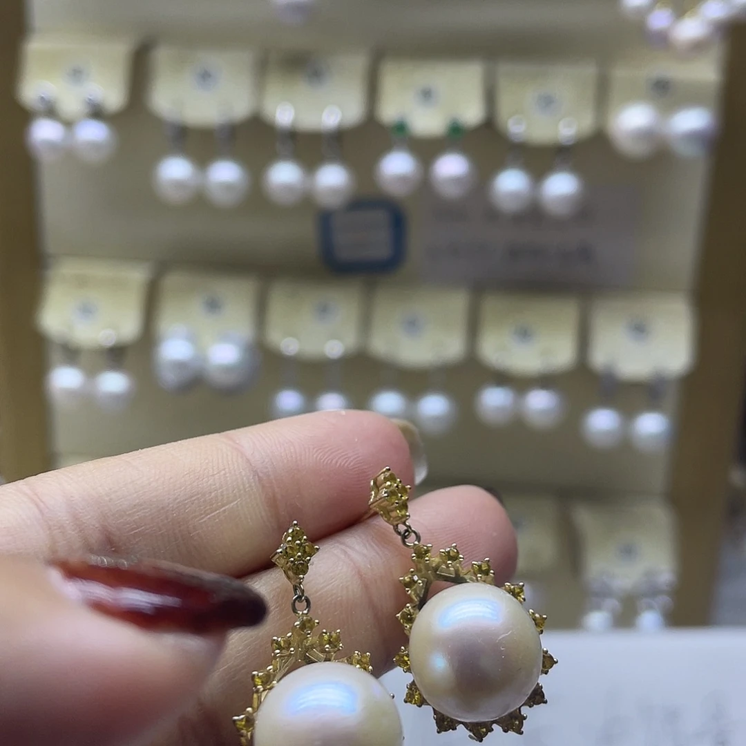 银S925镶嵌耳饰淡水珍珠