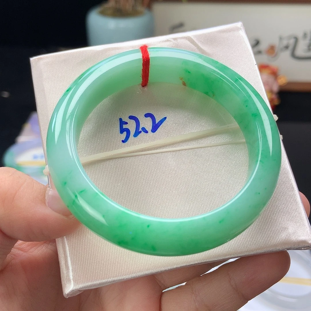 未镶嵌手镯翡翠48号