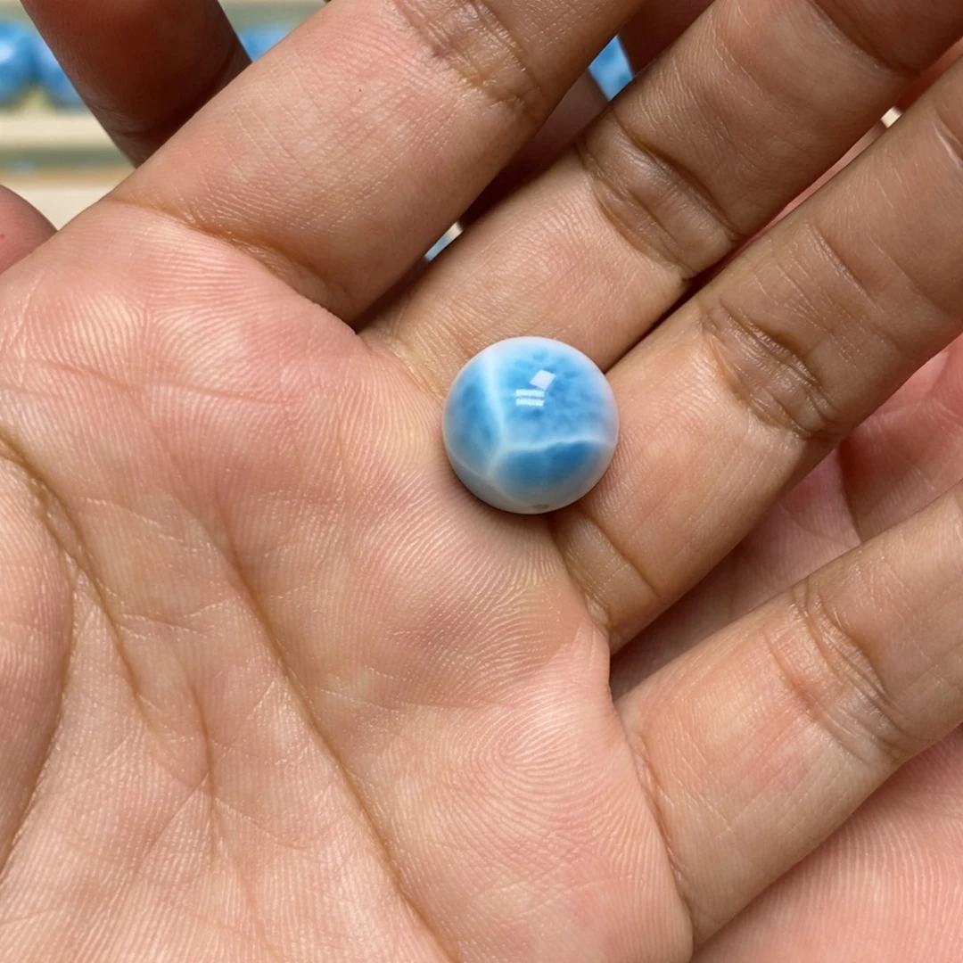 不***米未镶嵌针钠钙石（海纹石）颈饰