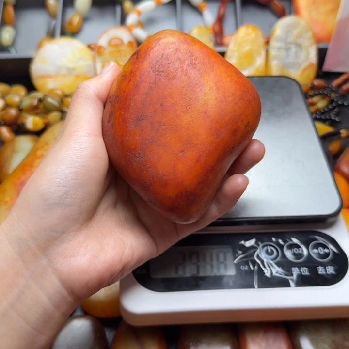 奇***想和田玉未镶嵌颈饰