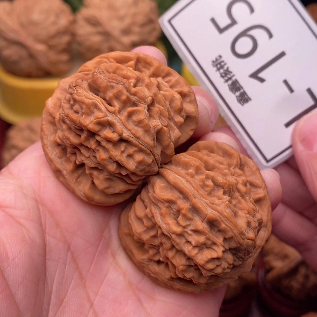 文玩核桃把件汗高楼40….