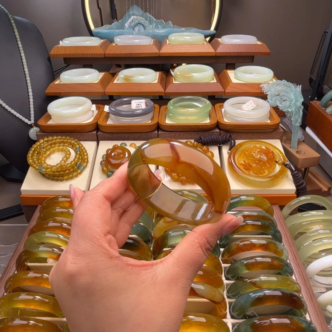 蛇纹石玉未镶嵌59-60